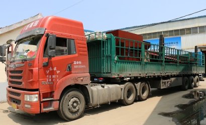 發(fā)山東棗莊礦務(wù)局Q3750環(huán)軌通過(guò)式拋丸清理機(jī)第3車(chē)