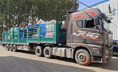 青島恒林工業(yè)集團發(fā)俄羅斯樹脂砂生產(chǎn)線第3車